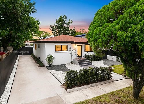 1720 Sw 12th St, Miami, FL, 33135-5116 | Card Image