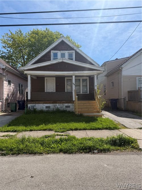 203 Roslyn Street, Buffalo, NY, 14215 | Card Image