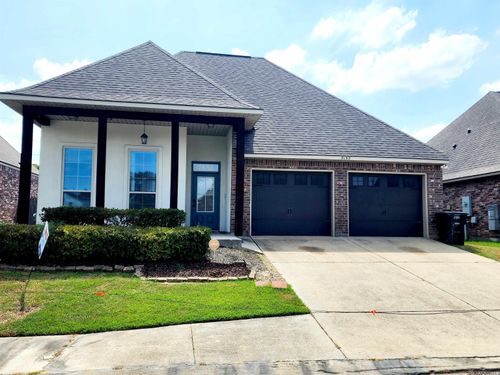 7132 Myrtle Bluff Dr, Baton Rouge, LA, 70810-1153 | Card Image