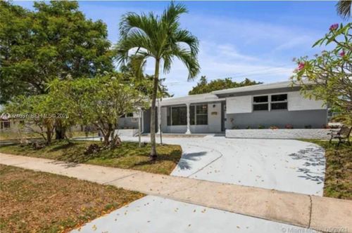 3619 W Park Rd, HOLLYWOOD, FL, 33021-4342 | Card Image