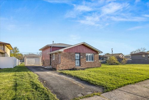 931 Miller Pl, Phoenix, IL, 60426-2514 | Card Image