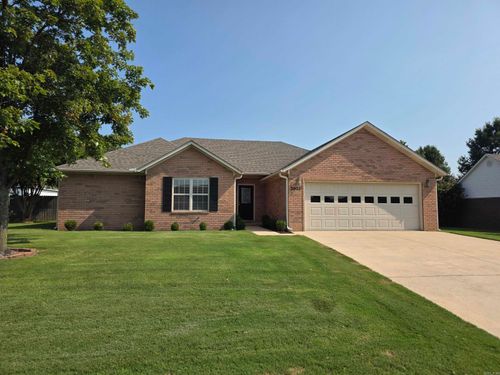 2903 Cambridge Dr, Paragould, AR, 72450-5749 | Card Image