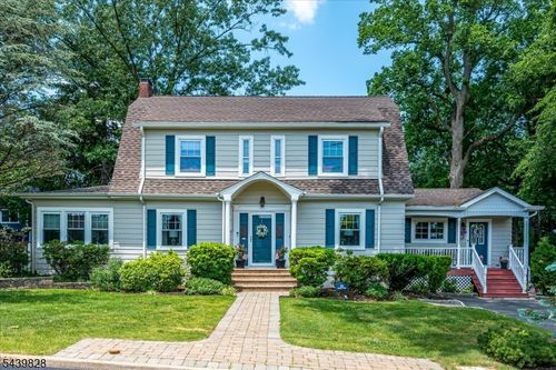 102 Michael St, Edison, NJ, 08820-3820 | Card Image