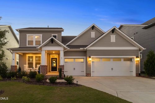 81 Welcome Dr, Fuquay Varina, NC, 27526-4054 | Card Image