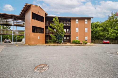 314-8530 Tidewater Dr, Norfolk, VA, 23503-5573 | Card Image