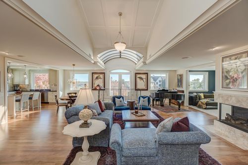 apt-3-421 Summit Ave, Saint Paul, MN, 55102-3664 | Card Image