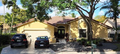 1818 Park Ave, Weston, FL, 33326-2361 | Card Image