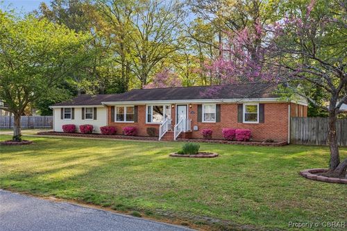 2783 Pigeon Hill Rd, Hayes, VA, 23072-3413 | Card Image