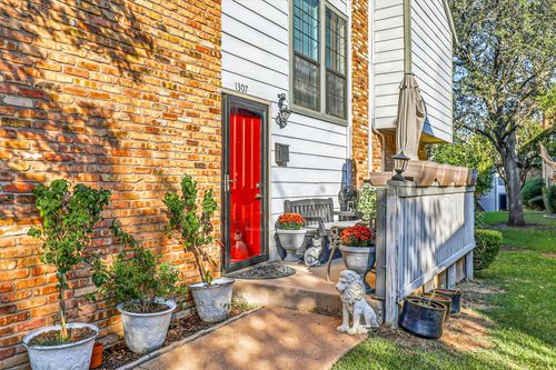 apt-1307-15151 Berry Trl, Dallas, TX, 75248-6328 | Card Image