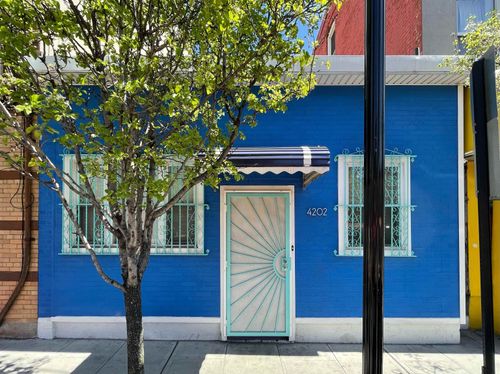 4202 New York Ave, Union City, NJ, 07087-4930 | Card Image