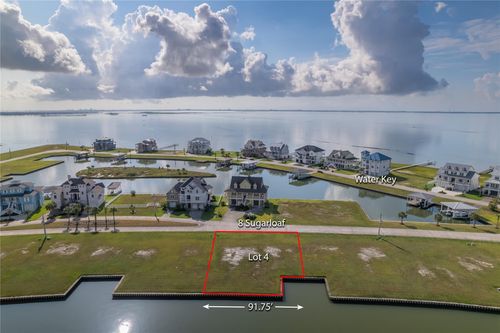 8 Sugarloaf, Hitchcock, TX, 77563-2250 | Card Image