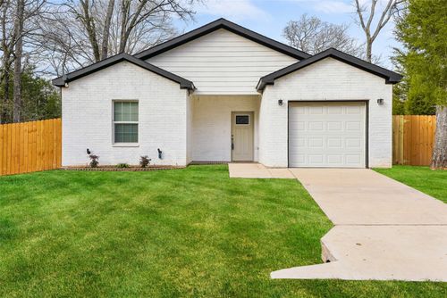 102 Buffalo Springs Rd, Mabank, TX, 75156-6518 | Card Image