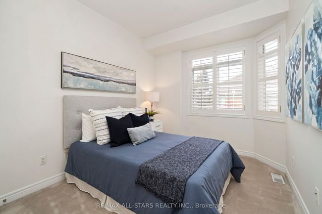 68 Celebrity Greens Way, Condo with 3 bedrooms, 2 bathrooms and 1 parking in Markham ON | Image 22