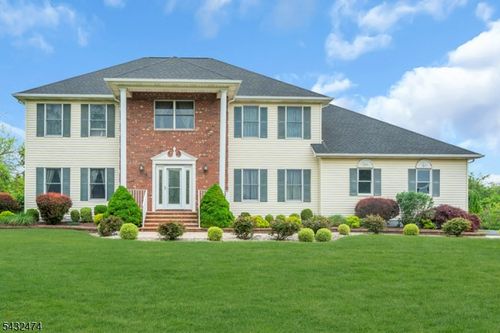 4 Harman Ct, Hillsborough, NJ, 08844-4083 | Card Image