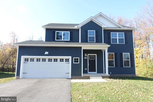 28-221 Kinneman Rd, ABBOTTSTOWN, PA, 17301-9620 | Card Image