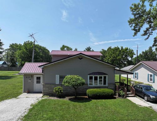 913 N Agnew St, Winamac, IN, 46996-1023 | Card Image