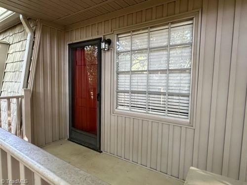 apt-i-3820 Country Club Rd, Winston-Salem, NC, 27104-2987 | Card Image