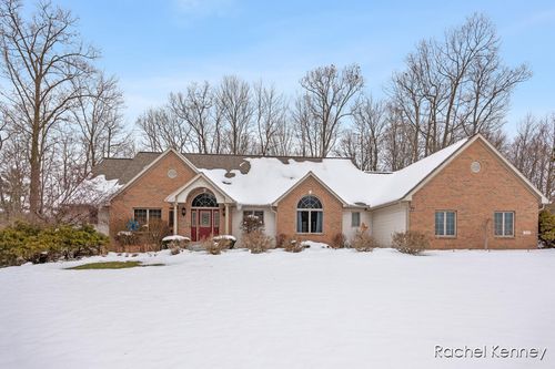 3495 Diamond Ridge Dr Ne, Rockford, MI, 49341-7934 | Card Image
