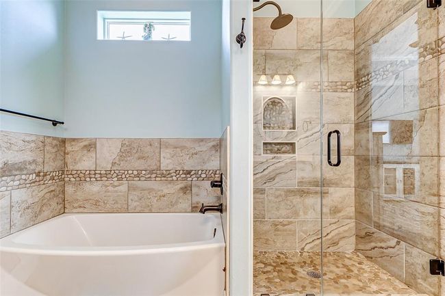 978 Seadrift Dr, House other with 3 bedrooms, 2 bathrooms and null parking in Crystal Beach TX | Image 36