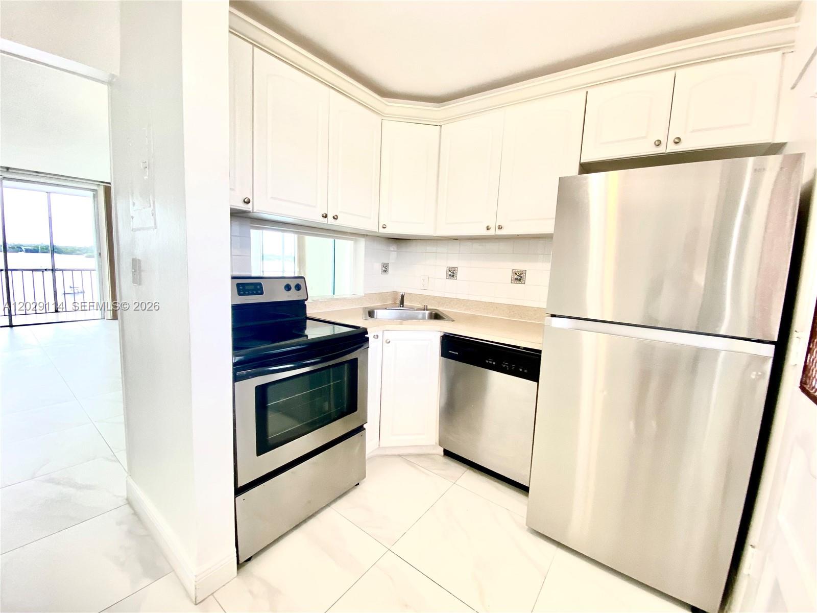 Residential Lease in Aventura 5