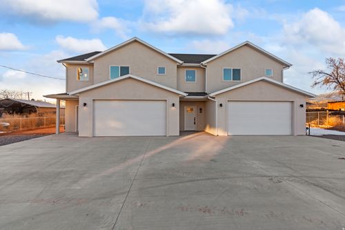 39 N 200 E, Richfield, UT, 84701-2617 | Card Image