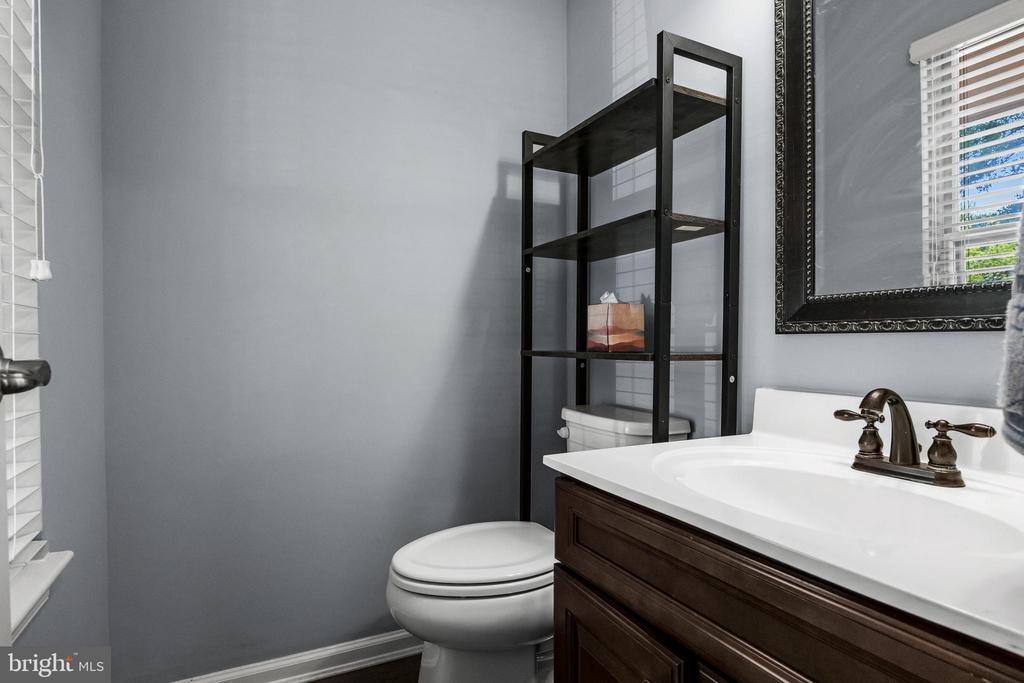 Residential in MOUNT LAUREL 4