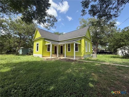 184 3rd St, Maxwell, TX, 78656-9755 | Card Image