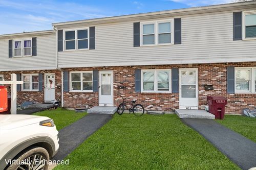 d-82 Waldo St, Lowell, MA, 01852-4405 | Card Image