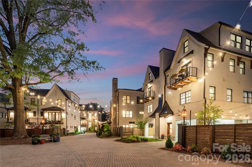 512 Living Way, Charlotte, NC, 28204-2634 | Card Image