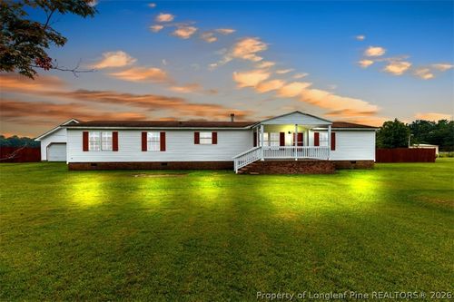 403 Old Kingsdale Rd, Lumberton, NC, 28358-1813 | Card Image