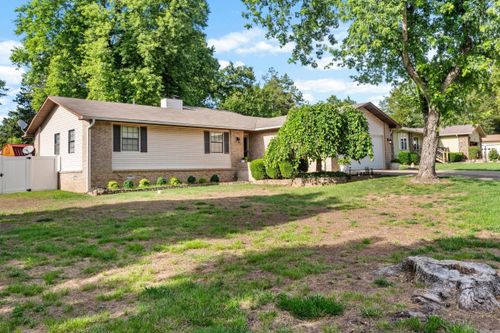 1401 S Kingswood Way, Mountain Home, AR, 72653-4151 | Card Image