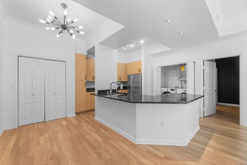 apt-120-3225 Turtle Creek Blvd, Dallas, TX, 75219-5457 | Card Image