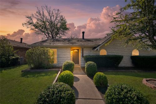 5040 S Colony Blvd, The Colony, TX, 75056-2313 | Card Image