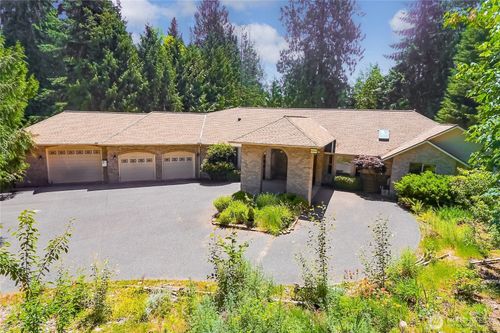 116 143rd St Sw, Lynnwood, WA, 98087-6704 | Card Image