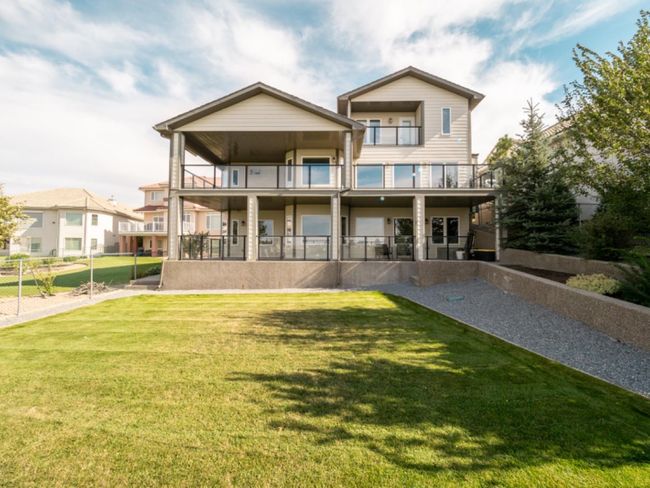 70 Fairmont Cove S, Home with 6 bedrooms, 4 bathrooms and 6 parking in Lethbridge AB | Image 3