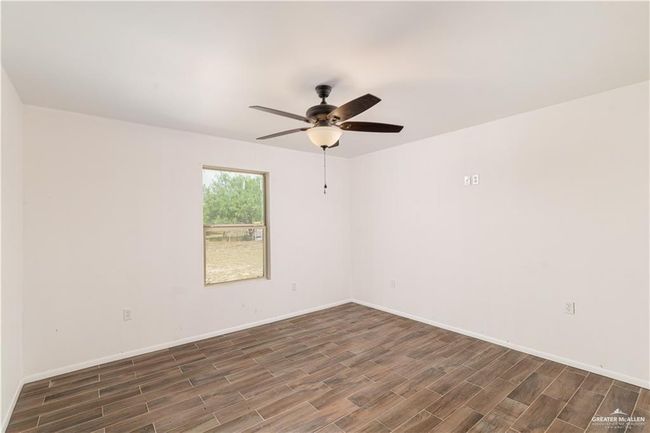 3805 S Midway Rd, House other with 3 bedrooms, 2 bathrooms and null parking in Weslaco TX | Image 9
