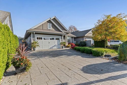 5440 Chinook St, Chilliwack, BC, V2R0T4 | Card Image