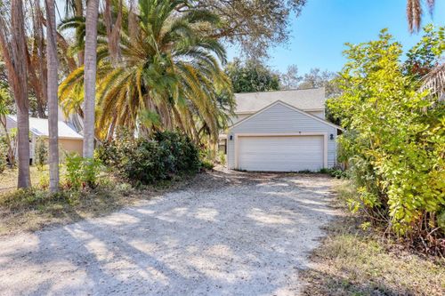 4038 Olive Ave, SARASOTA, FL, 34231-7608 | Card Image