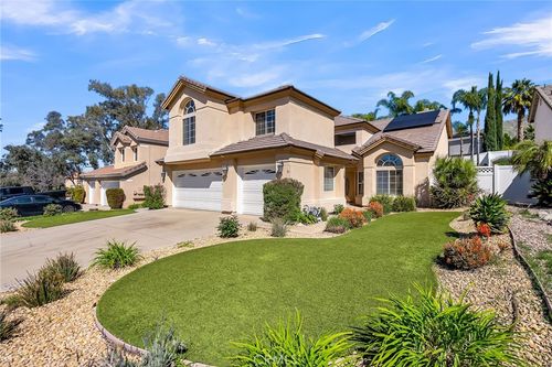 29180 Greenbrier Pl, Highland, CA, 92346-3992 | Card Image