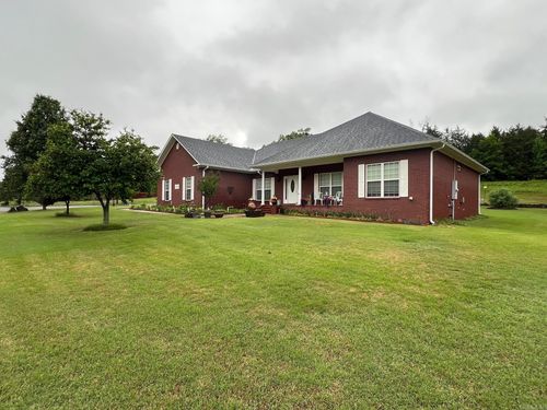 1707 E Holloway, Morrilton, AR, 72110-9421 | Card Image