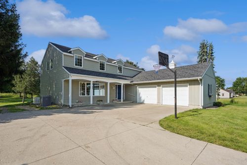 1144 Hawley St, Jesup, IA, 50648-1041 | Card Image