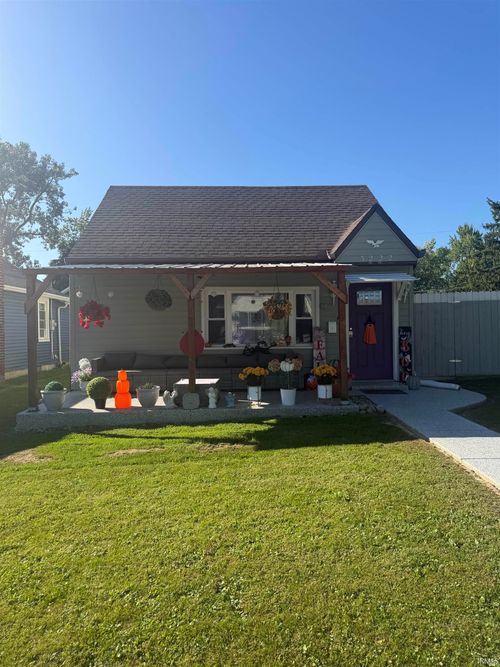 3222 Harvester Ave, Fort Wayne, IN, 46803-3823 | Card Image