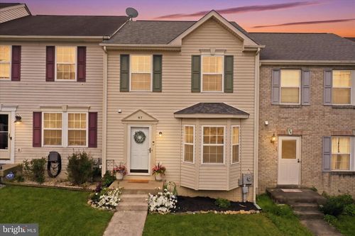 97 Quince Tree Dr, MARTINSBURG, WV, 25403-2186 | Card Image