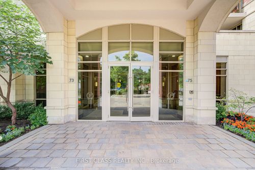 302-73 King William Cres, Richmond Hill, ON, L4B0C2 | Card Image