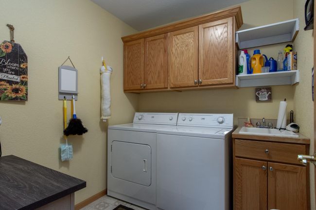 Main level laundry | Image 45