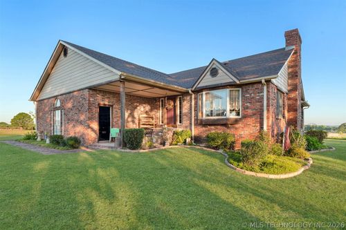 24751 S 200 Rd, Henryetta, OK, 74437-1528 | Card Image