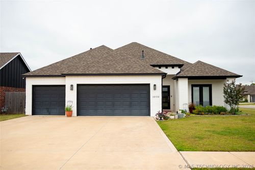 10102 S 230th East Avenue, Broken Arrow, OK, 74014 | Card Image