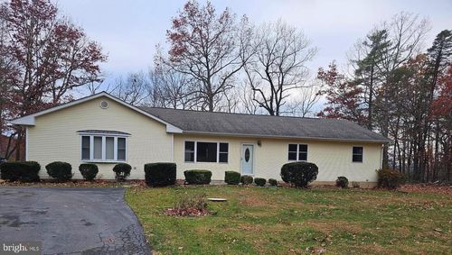 310 Blue Mountain Rd, Front Royal, VA, 22630-3841 | Card Image