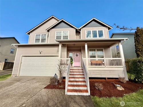 736 G St Sw, Tumwater, WA, 98512-6855 | Card Image
