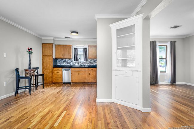 150 W Faust St, House other with 2 bedrooms, 3 bathrooms and null parking in New Braunfels TX | Image 27